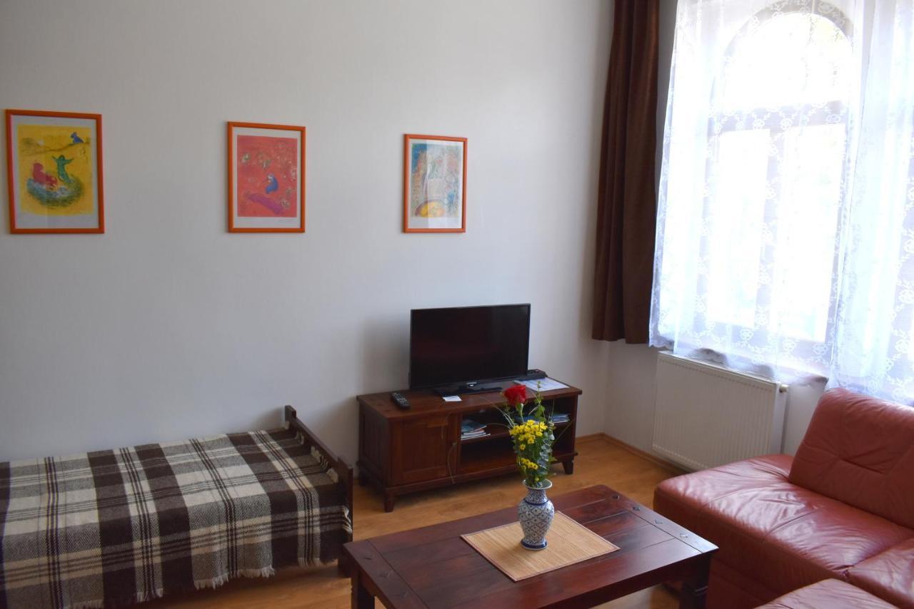 Apartmány Lenka Karlovy Vary Kültér fotó