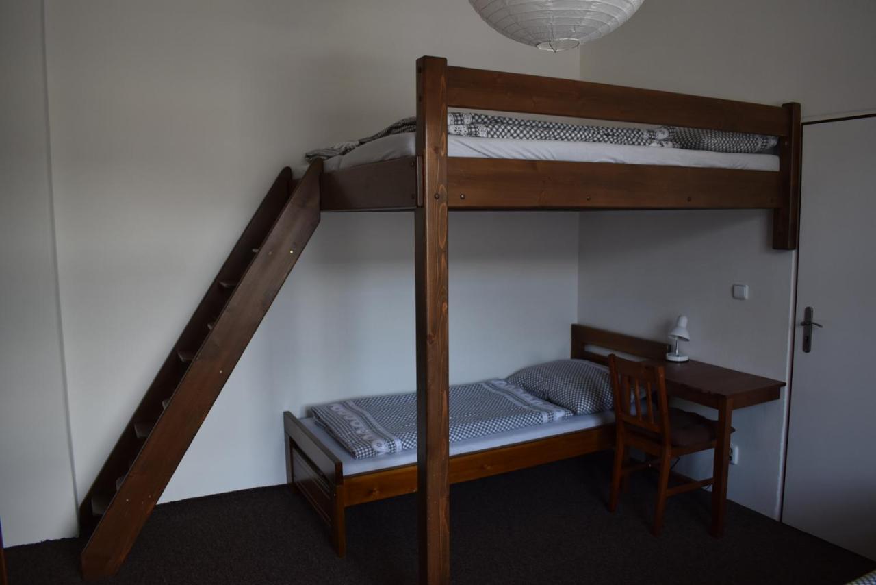Apartmány Lenka Karlovy Vary Kültér fotó