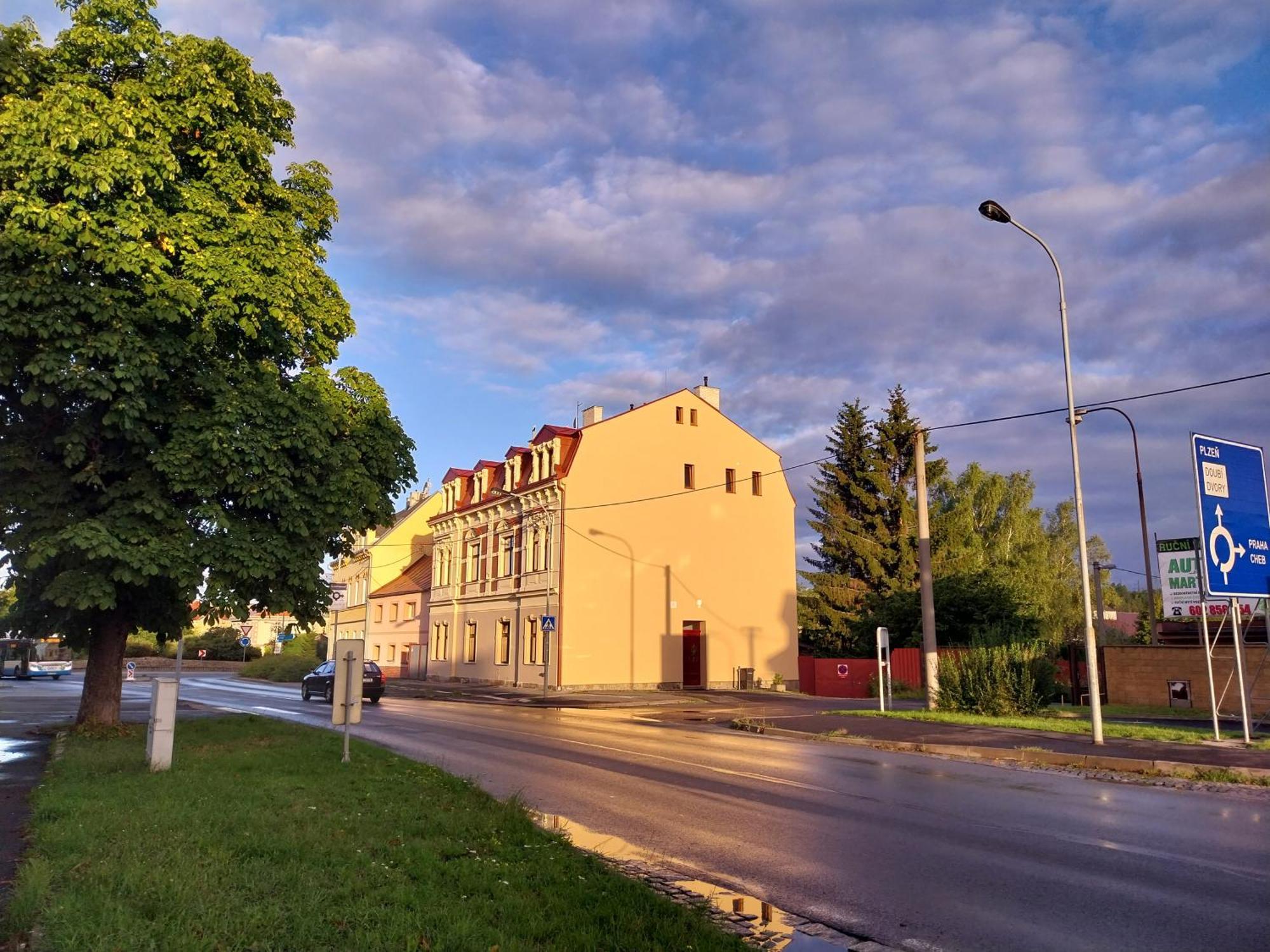 Apartmány Lenka Karlovy Vary Kültér fotó